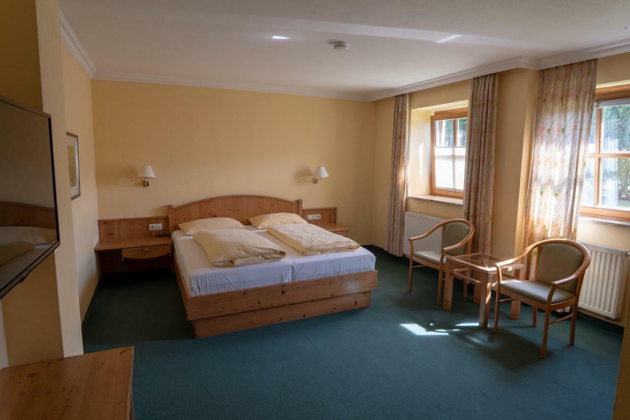 Brueckenwirt Hotel Hallein Exterior photo