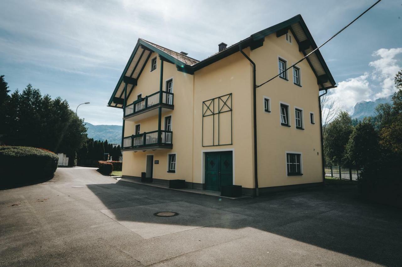 Brueckenwirt Hotel Hallein Exterior photo